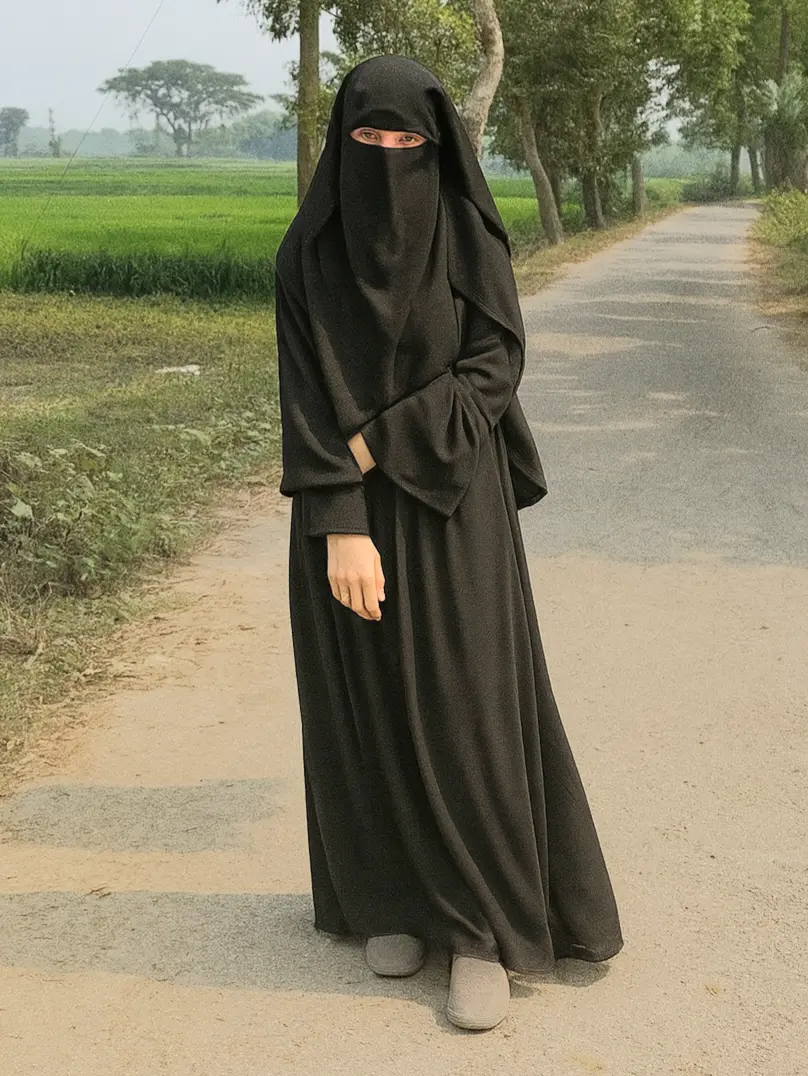 বোরকা পরা পিক।